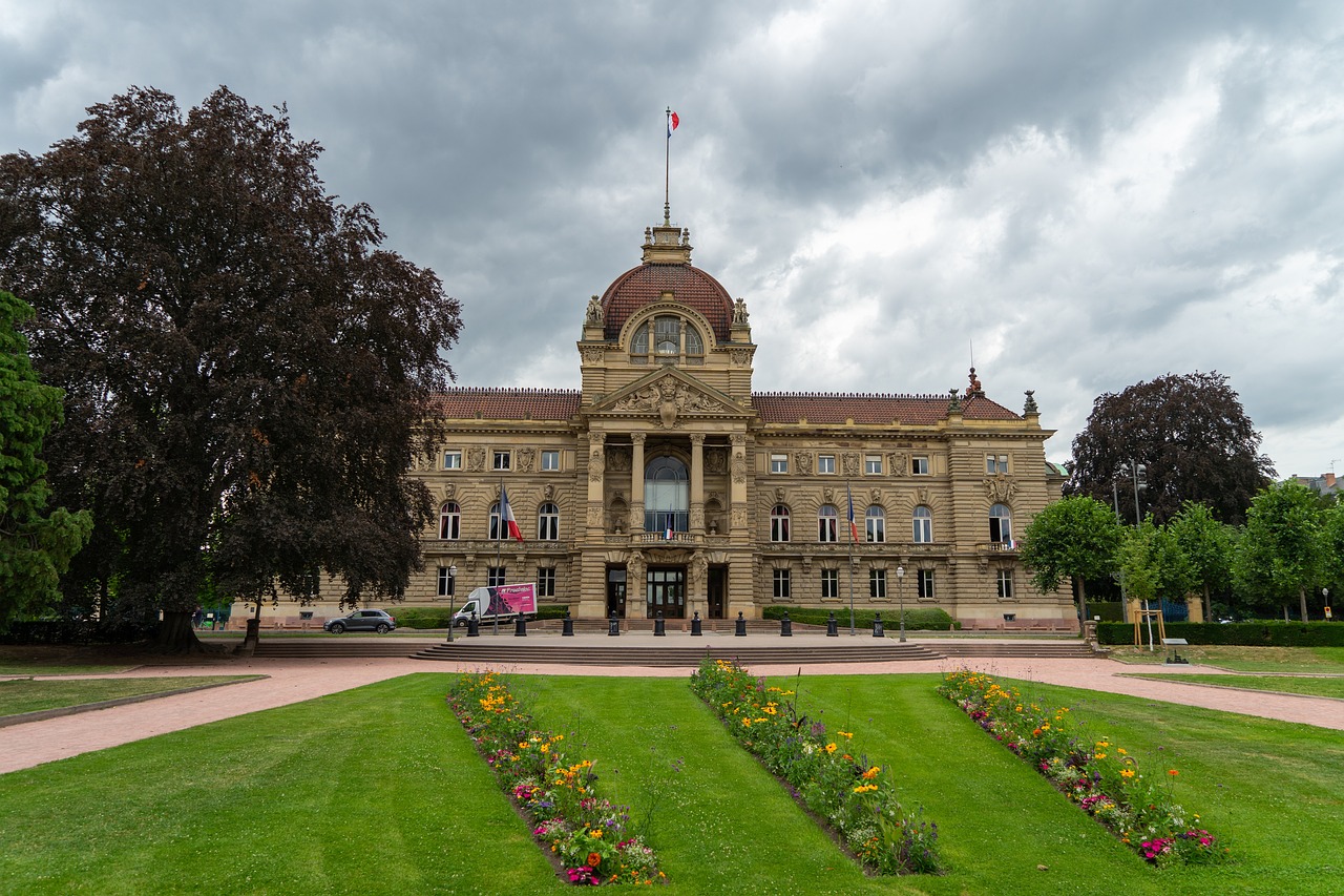 14 lugares que ver en Estrasburgo Palacio del Rhin