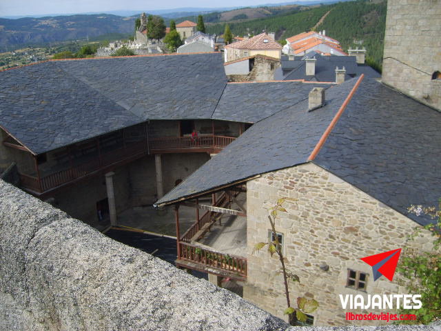 22 pueblos más bonitos de Galicia Castillo de los Condes de Lemos en Castro Caldelas