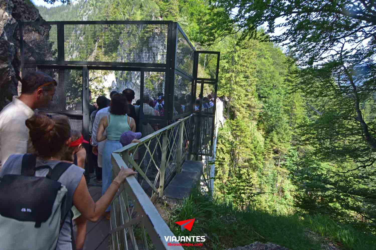  Colas para entrar al Puente de María en agosto