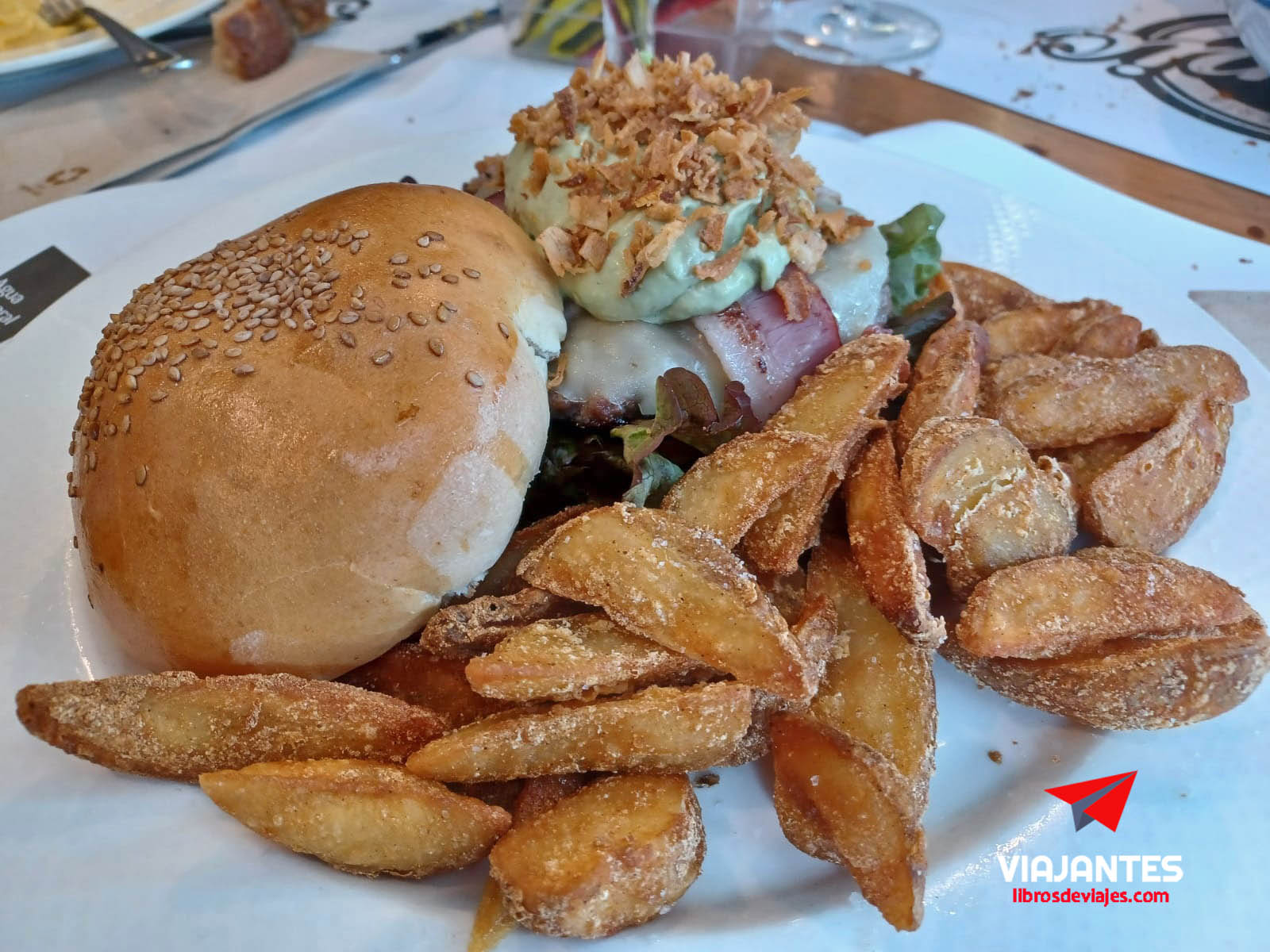 1 a Hamburguesa del Restaurante Tropic