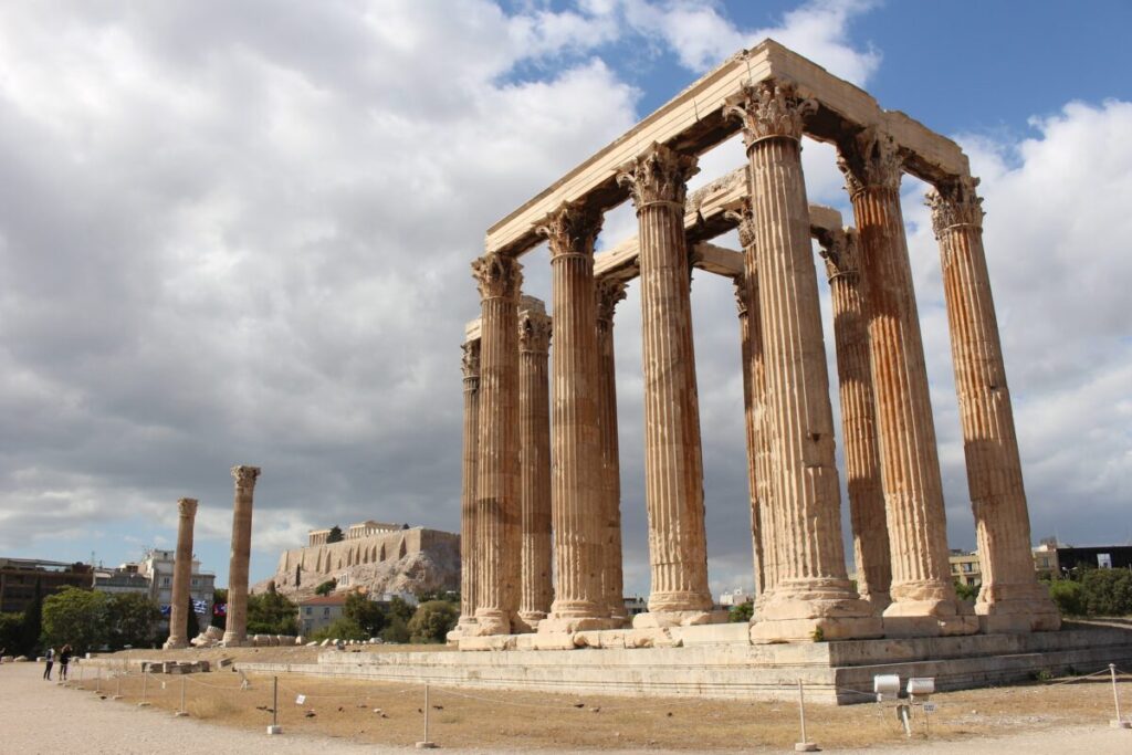 20 lugares que ver en Atenas Templo de Zeus