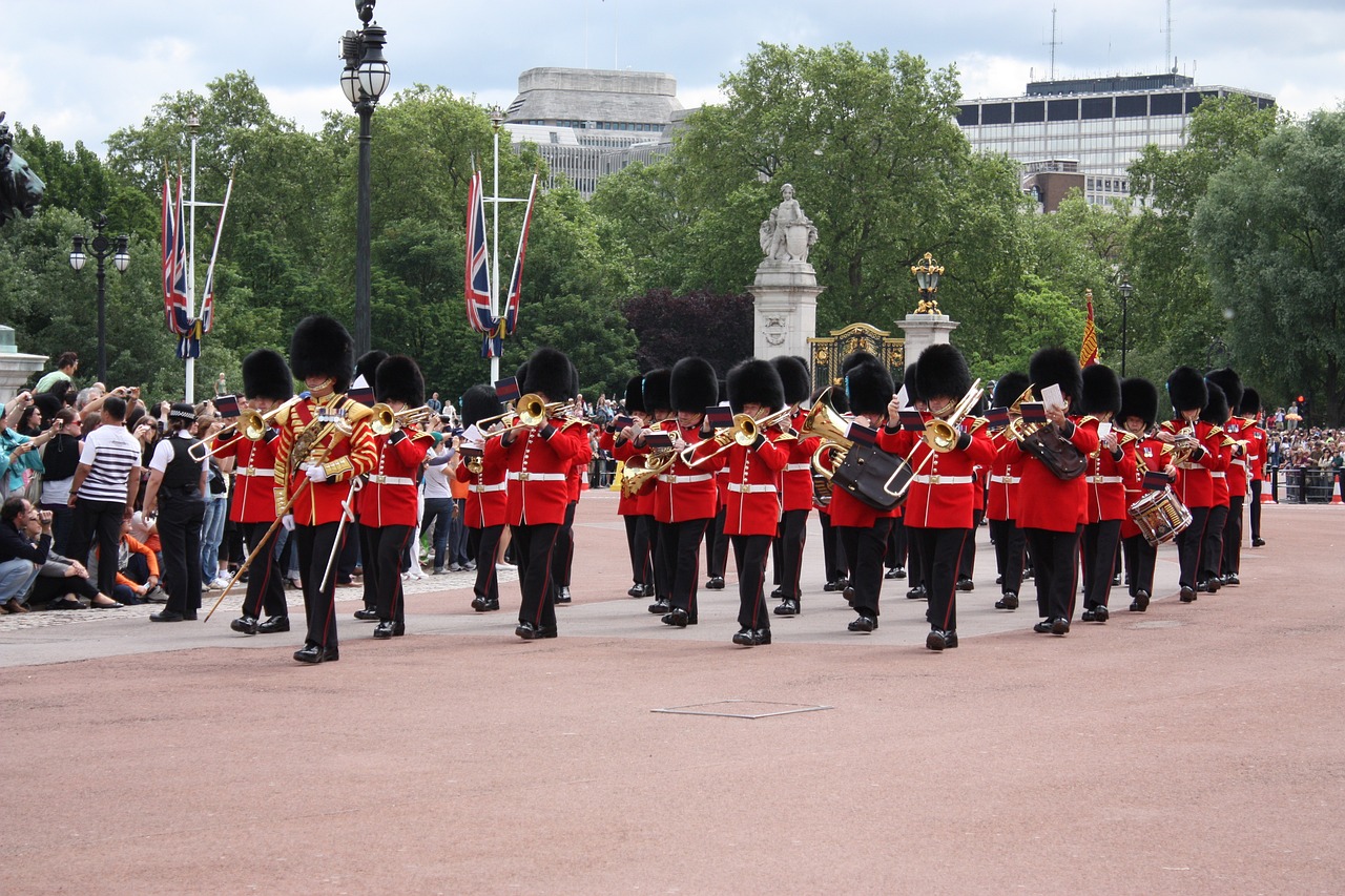 london 642213 1280
