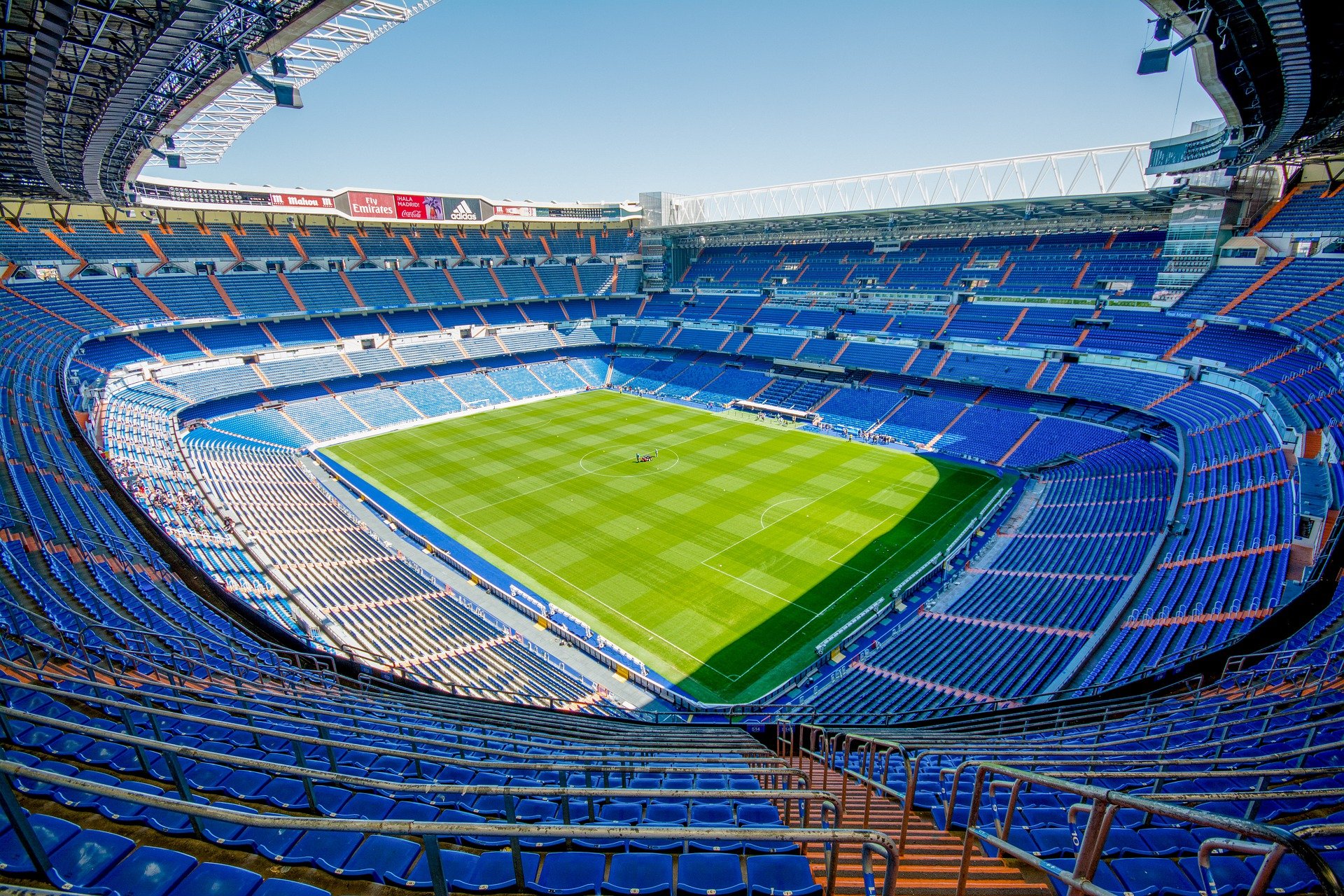 22 lugares imprescindibles que ver en Madrid Santiago Bernabeu