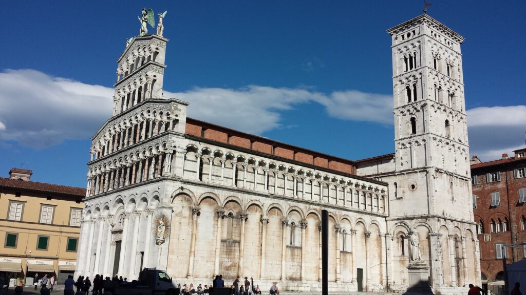 Un recorrido por la Toscana Lucca San Miguel en foro