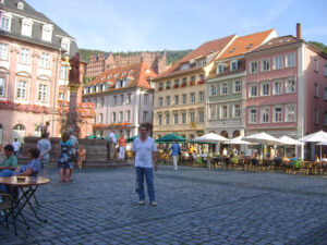 10 lugares que ver en Heidelberg Plaza del Mercado Markplatz