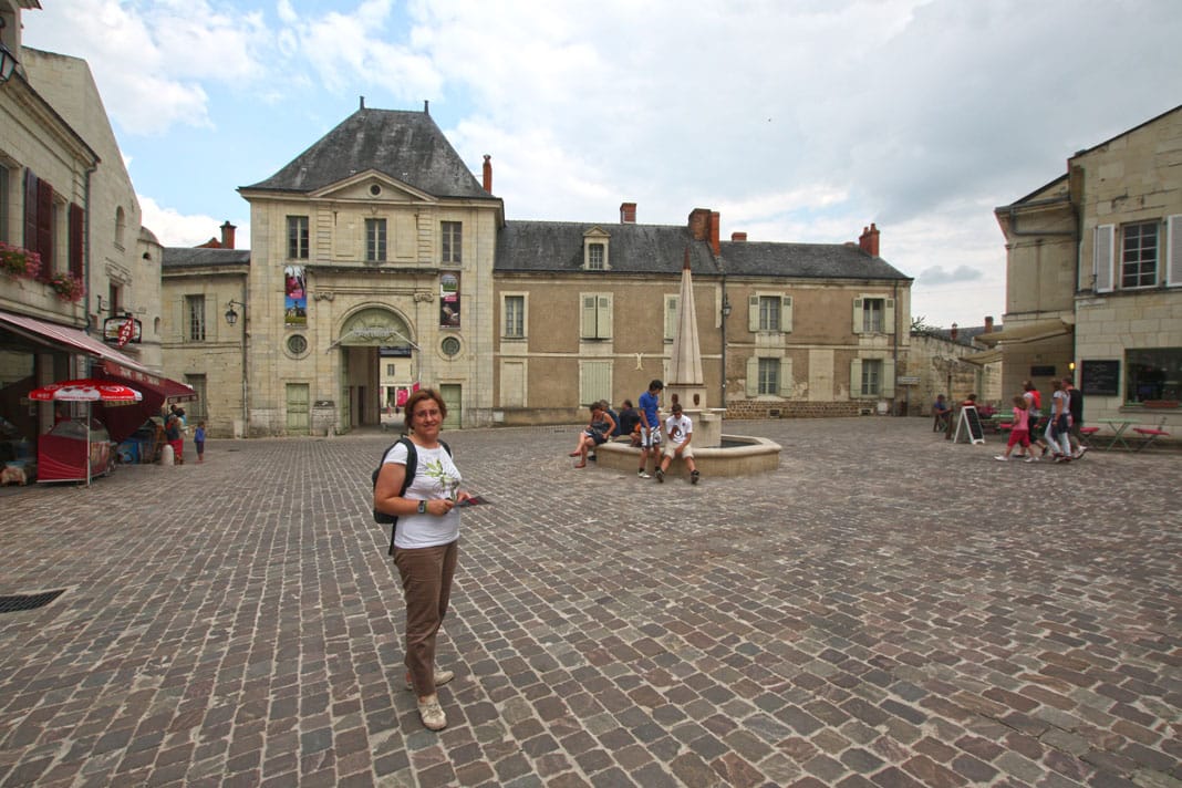 En los exteriores de la Abadía de Fontevraud