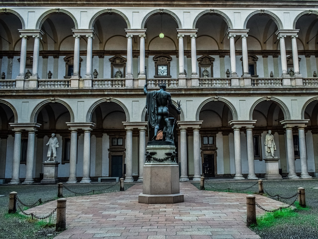Patio de la Pinacoteca Brera