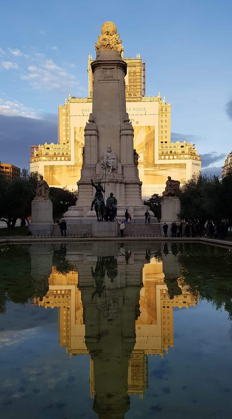 Plaza de España y Torre de Madrid