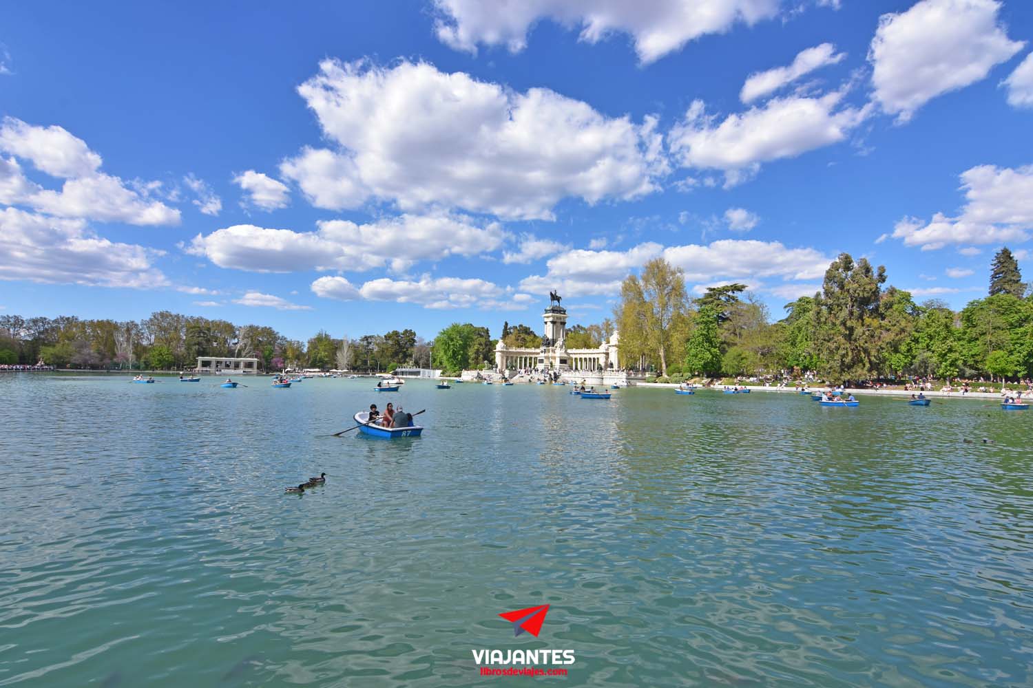22 lugares imprescindibles que ver en Madrid Parque del Retiro Madrid