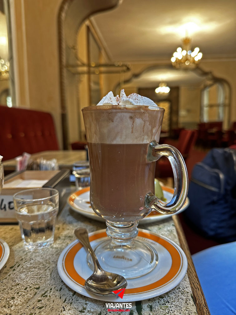 Caffè Fiorio en Via Po de Turín