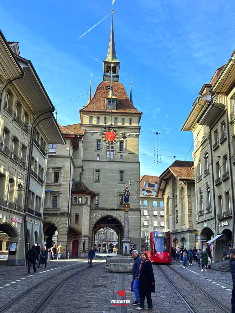 12 lugares que ver en Berna Käfigturm o Torre de la Prisión en el casco antiguo de Berna