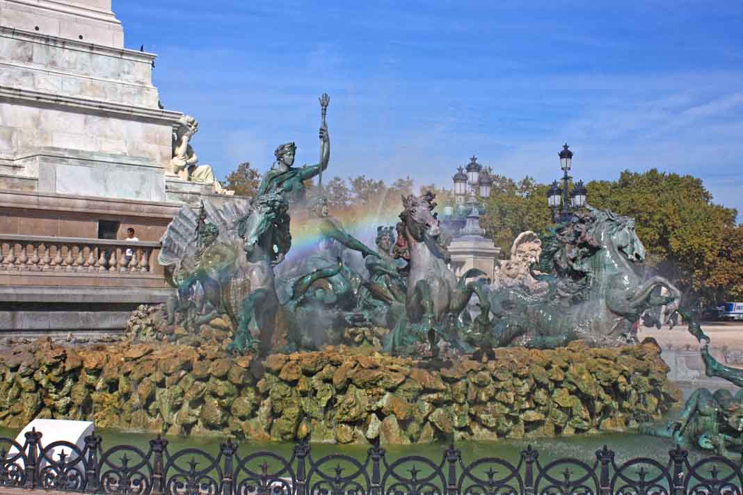 Plaza de Quinconces en Burdeos