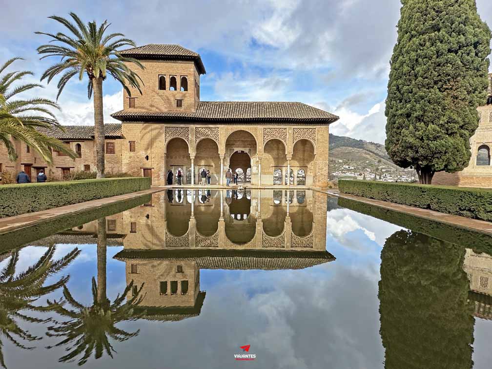 12 lugares que ver en Granada la Alhambra