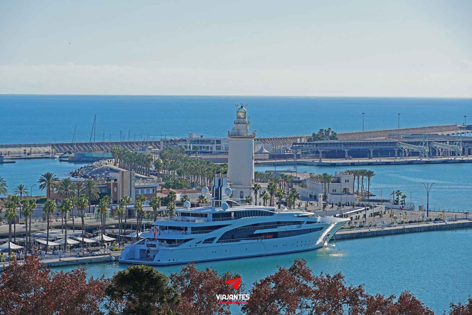 La Farola del Muelle Uno del Puerto de Málaga