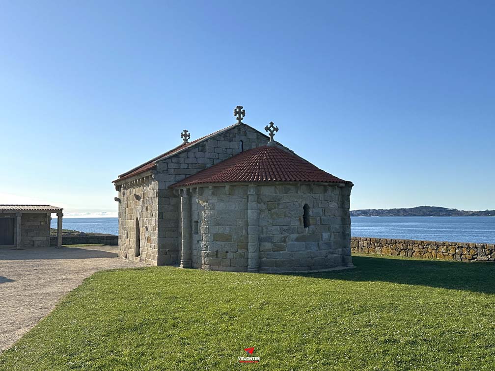 11 lugares que ver en O Grove: playas y gastronomía 7 8 lugares que ver en Sanxenxo Ermita de Nosa Señora da Lanzada