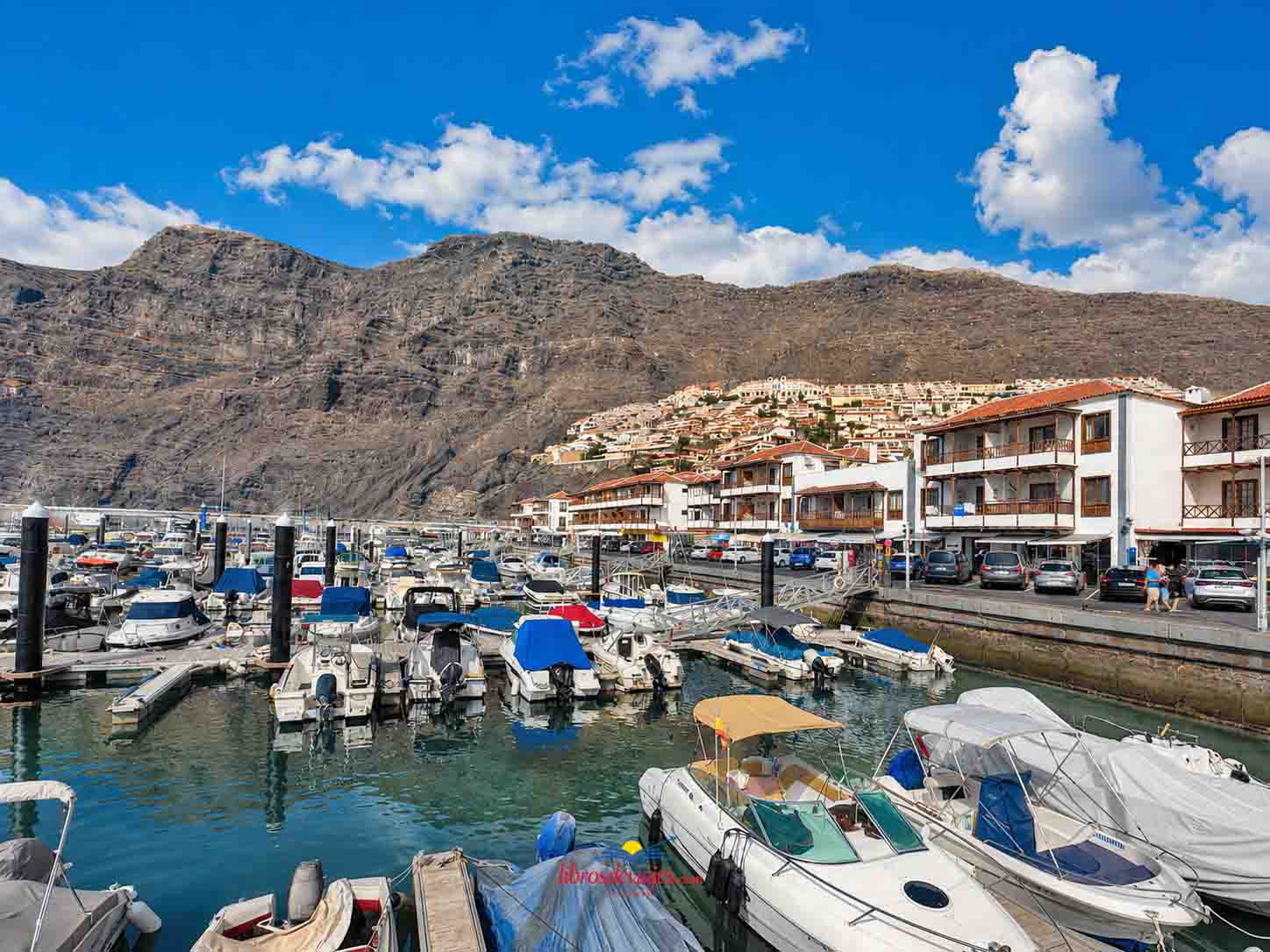 12 lugares que ver en Tenerife Puerto de Los Gigantes en Tenerife
