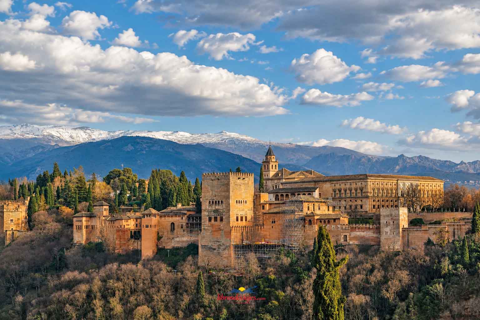 12 lugares que ver en Granada La Alhambra