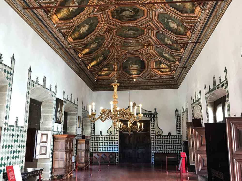 8 lugares que ver en Sintra que te encantarán 9 8 lugares que ver en Sintra Palacio Nacional de Sintra