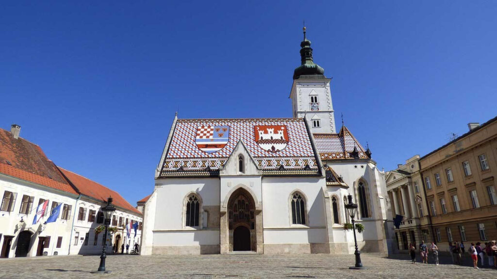 12 lugares que ver en Zagreb la Iglesia de San Marcos