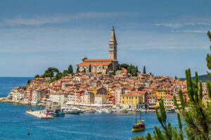 librosdeviajes.com Viajantes 36 9 lugares que ver en Rovinj vista panorámica de Rovinj