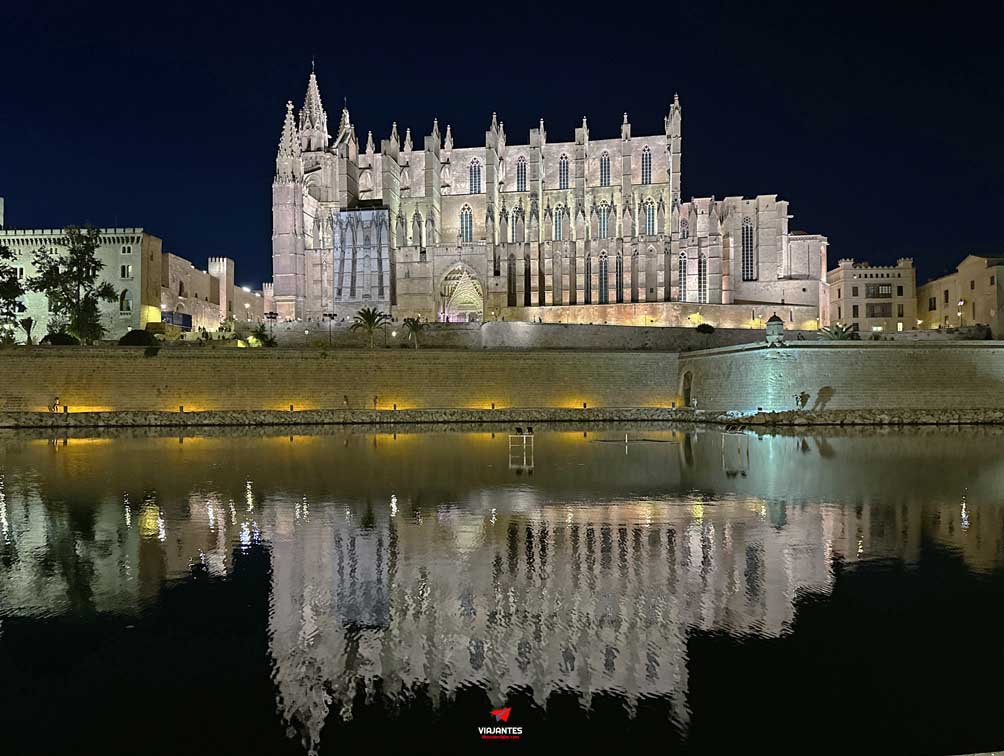 18 lugares que ver en Palma de Mallorca 5 18 lugares que ver en Palma de Mallorca La Catedral de Santa María