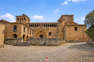 11 lugares que ver en Santillana del Mar Colegiata de Santa Juliana