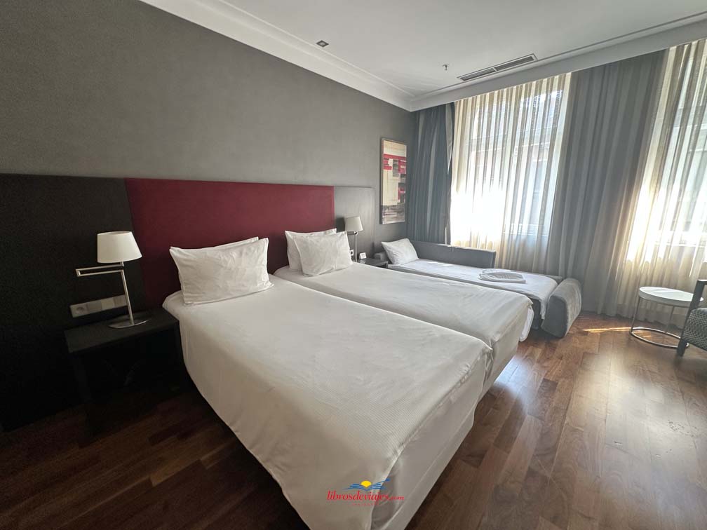 Habitación del Hotel NH Poznań
