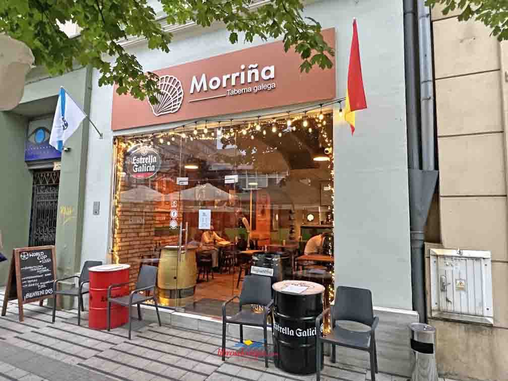Dónde comer en Poznan Exterior de la Taberna Gallega Morriña en Poznan