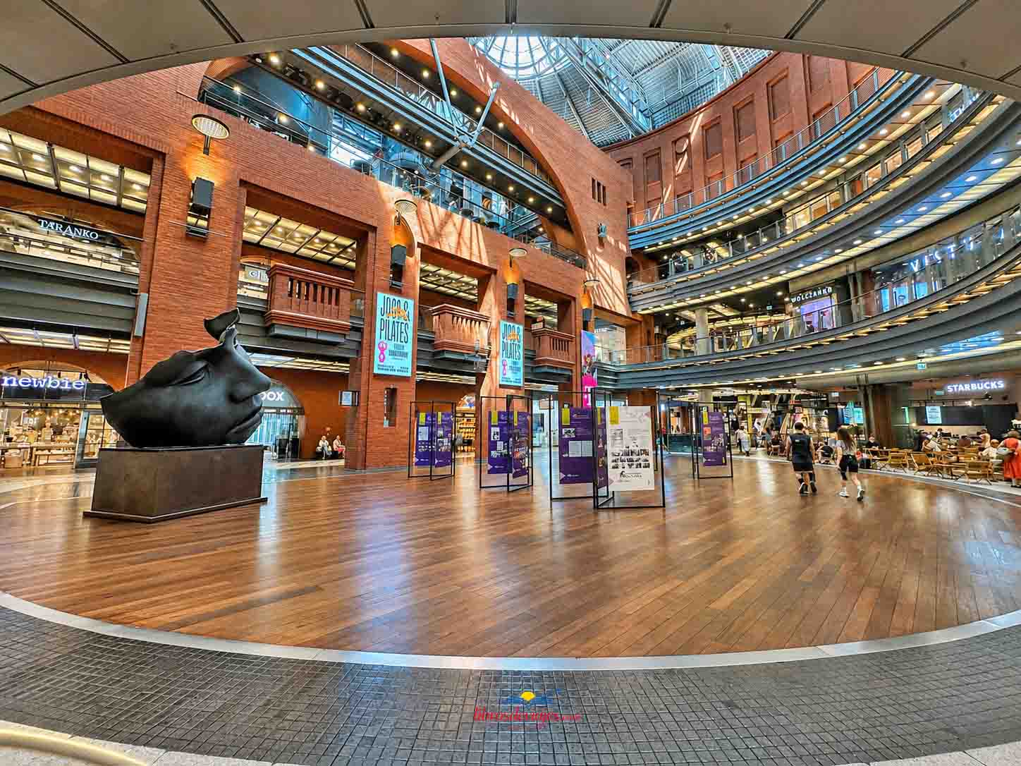 18 lugares que ver en Poznan Centro comercial Stary Browar